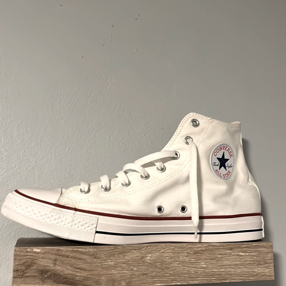 Chuck Taylor converse (size 13)